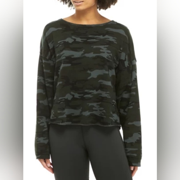 Sanctuary Sweaters - NWT SANCTUARY Women's Camo Print Sweater Size Large/XL
